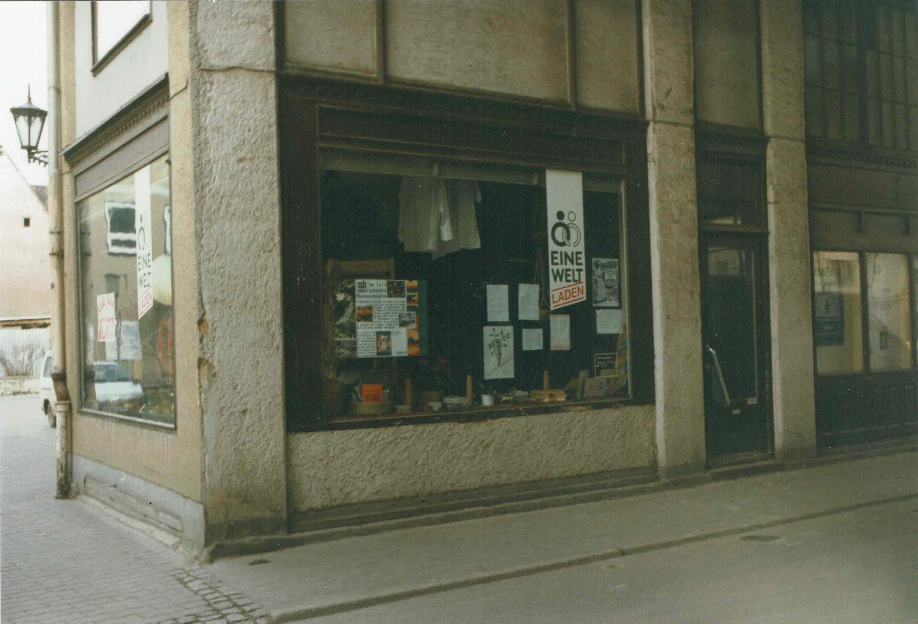 UEBER Hist November1990 c